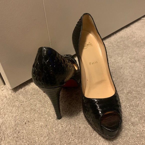 Christian Louboutin Python Peep-Toe Pumps 39 - Picture 5 of 7